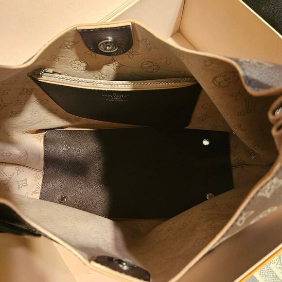 Louis Vuitton Carmel - Picture 5 of 7